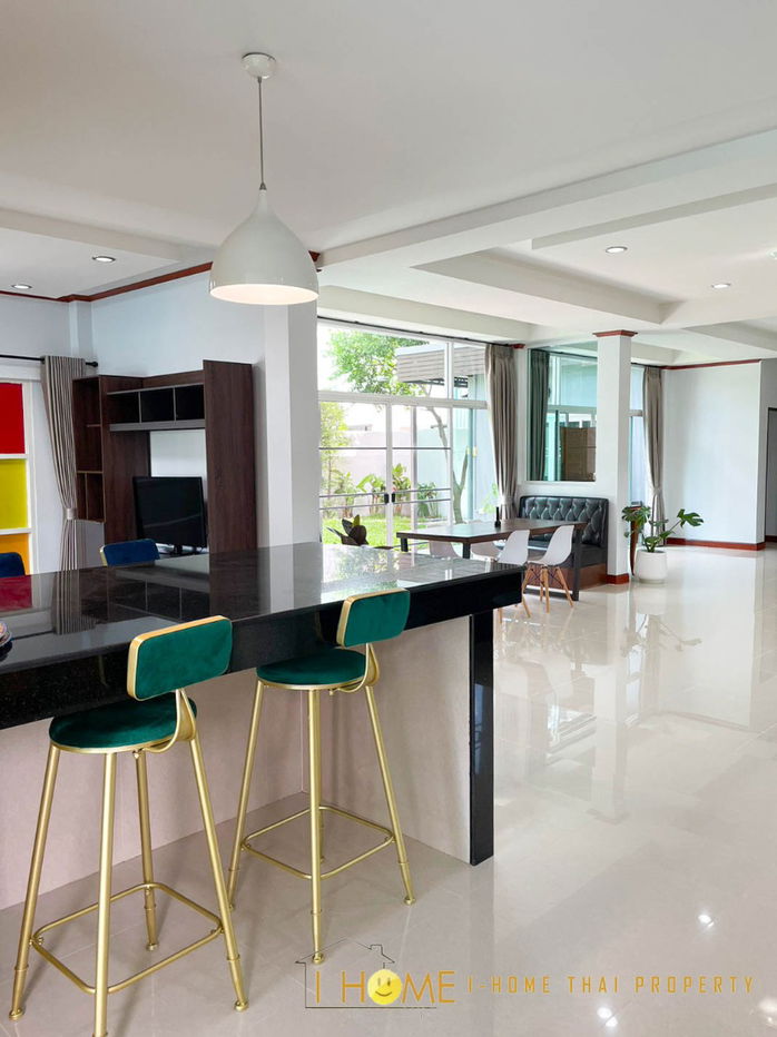 รูป บ้านเดี่ยวสองชั้นพร้อมสระว่ายน้ำส่วนตัว    6ห้องนอน  7ห้องน้ำ   1ห้องครัว  1ห้องรับแขก   - รูปที่ 7/80