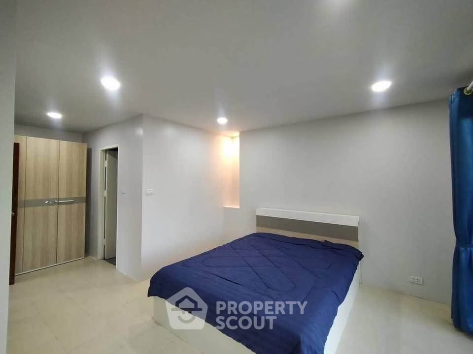รูป คอนโด 2-ห้องนอน ที่ พัทยา ฮิลล์ รีสอร์ท ใกล้ ถนนพระตำหนัก พัทยา (ID 2333526) - รูปที่ 11/16