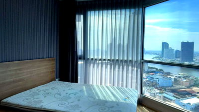 Condos for rent : TA7086📲LineID @556ryccg🚄38.2 sqm 1 Bedroom Floor30 River view Fully furnished Rhythm Sathorn near BTS Saphan Taksin 250m.