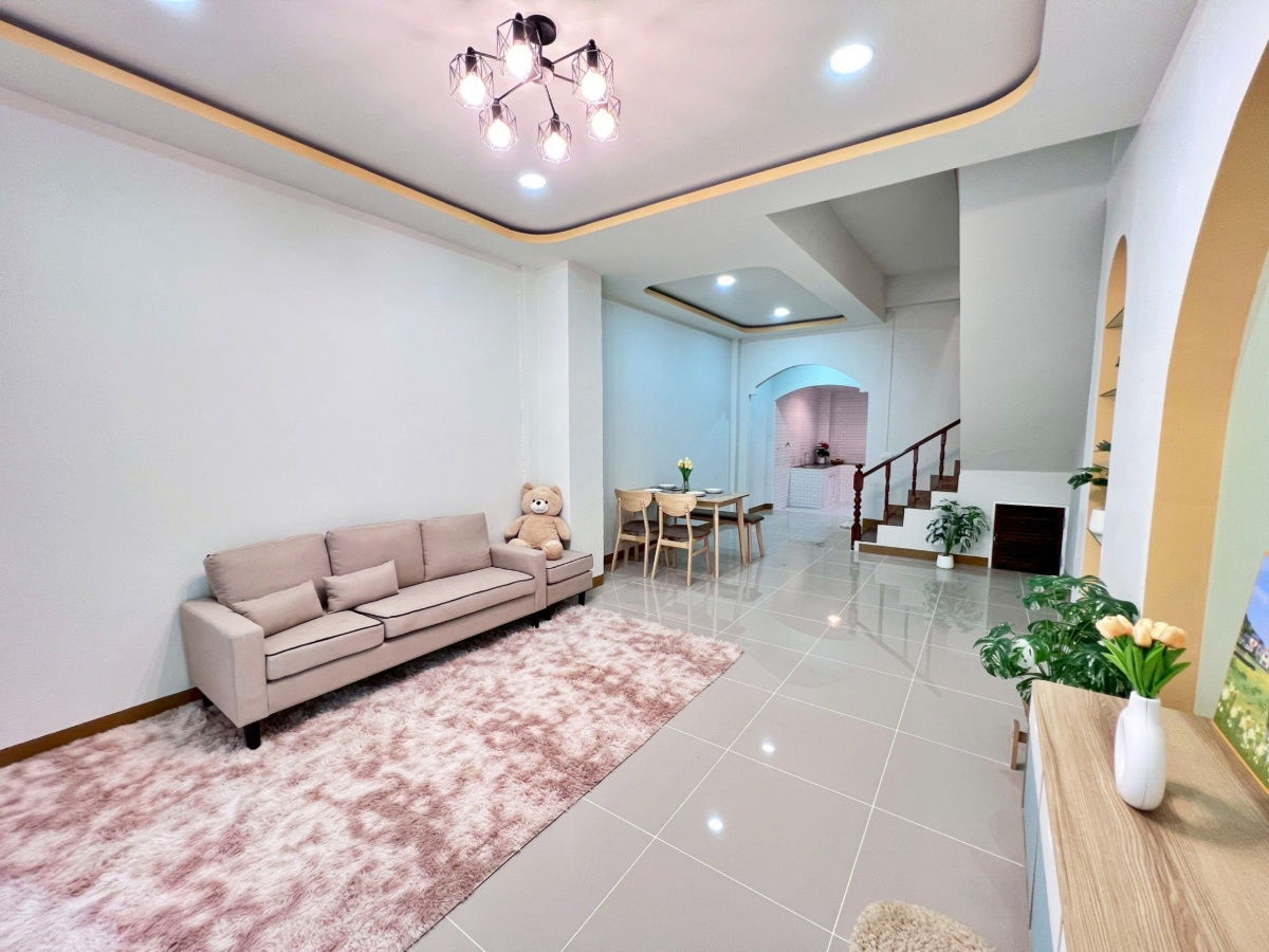 รูป ทาวน์เฮ้าส์ รีโนเวทใหม่ ทำเลดี หมู่บ้าน เมธา1 ถนนคู้บอน27 แยก10 ใกล้รถไฟฟ้าสายสีชมพู แฟชั่นไอส์แลนด์ โรงพยาบาลสินแพทย์ - รูปที่ 9/24