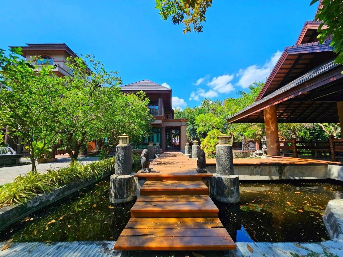 รูป ขาย คฤหาสหรู ศรีราชา - เครือสหพัฒน์ 165 ล้าน - รูปที่ 19/47