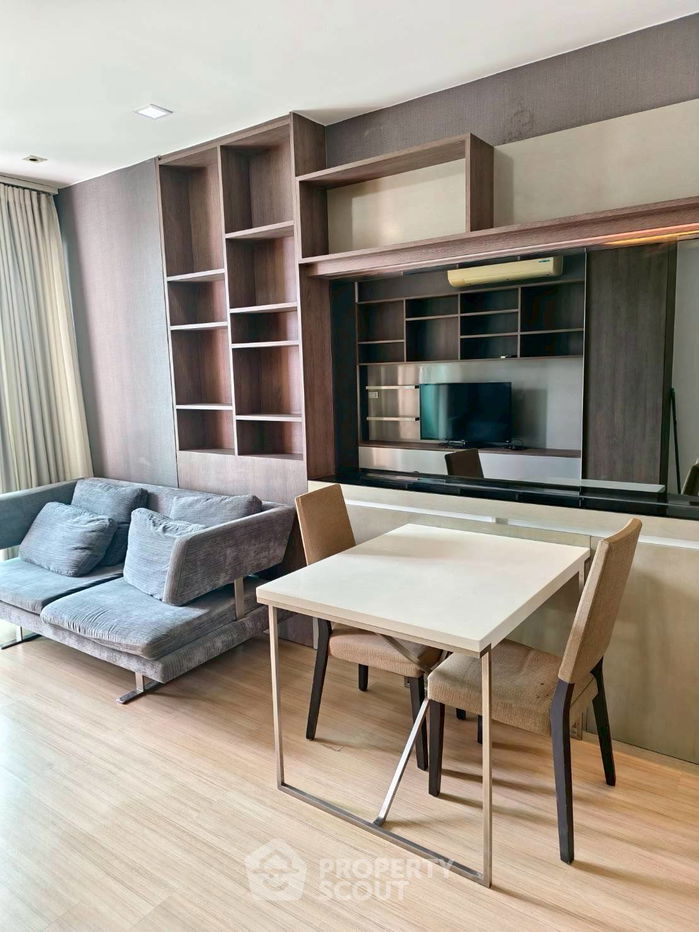 รูป คอนโด 1-ห้องนอน ที่ สกาย วอล์ค เรสซิเดนซ์ ใกล้ BTS พระโขนง (ID 2326908) - รูปที่ 1/5