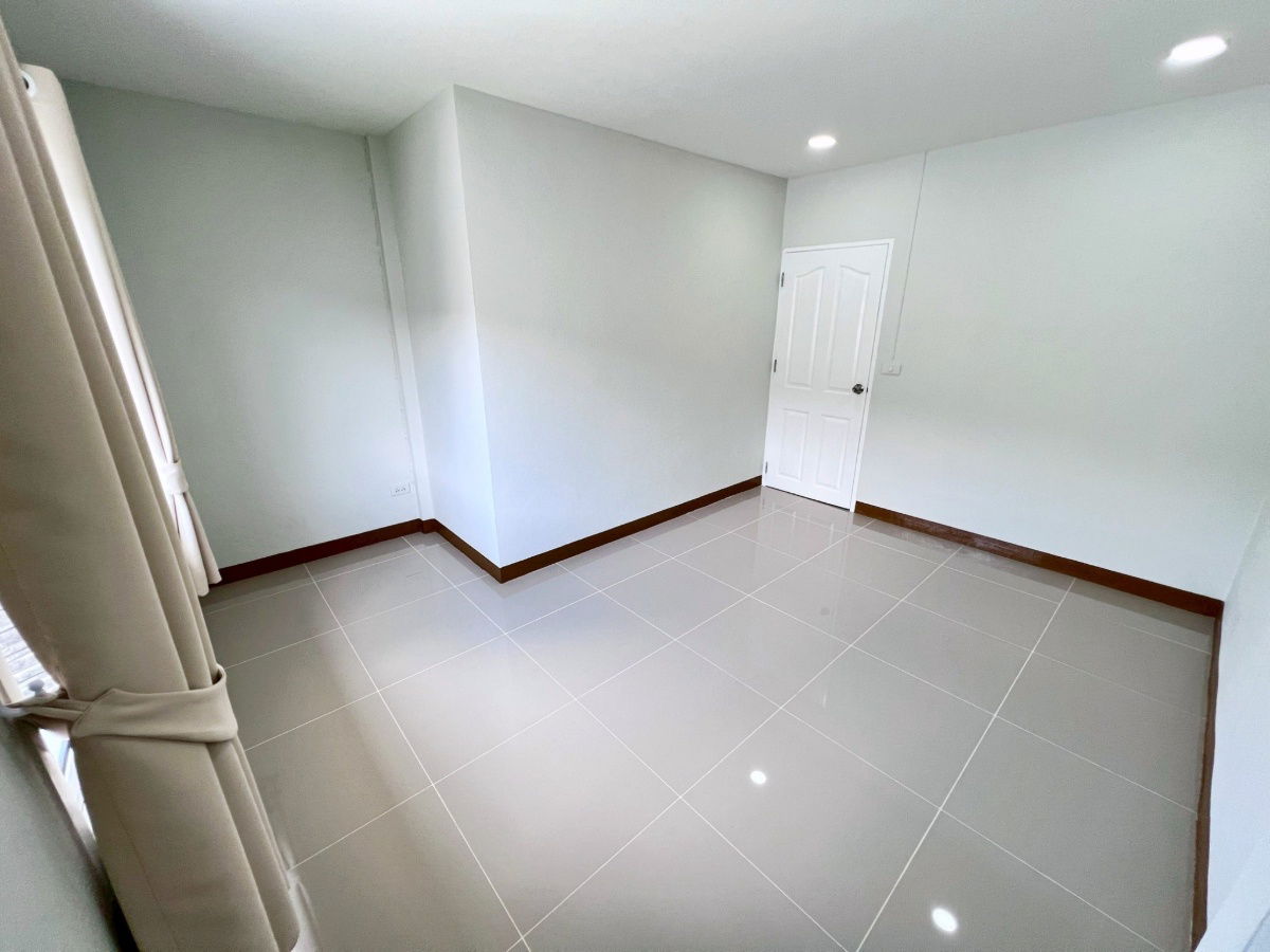 รูป ทาวน์เฮ้าส์ รีโนเวทใหม่ ทำเลดี หมู่บ้าน เมธา1 ถนนคู้บอน27 แยก10 ใกล้รถไฟฟ้าสายสีชมพู แฟชั่นไอส์แลนด์ โรงพยาบาลสินแพทย์ - รูปที่ 21/24