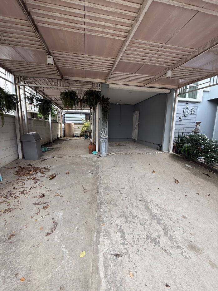 รูป บ้านเดี่ยว พร้อมอยู่  สวย ร่มรื่น ราคาถูก พร้อมเฟอร์นิเจอร์ ขนเสื้อผ้ามาอย่างเดียวสมารถอยู่ได้เลย - รูปที่ 5/19