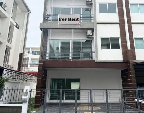 ให้เช่าทาวน์โฮม 3 ชั้น หลังมุม / โครงการ กานต์ศิริ รามอินทรา-นวลจันทร์ / ริมถนนซอยนวลจันทร์ / แอร์ 5 เครื่อง / เหมาะเป็นสำนักงาน จดบริษัทได้   