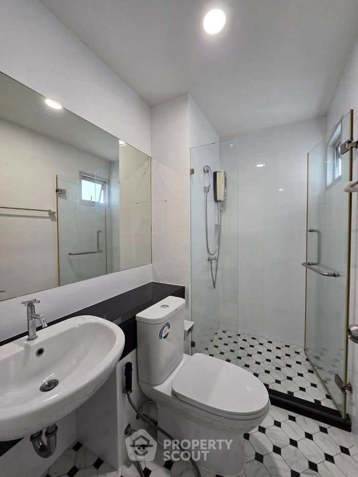 รูป คอนโด 1-ห้องนอน ที่ เดอะ พาร์คแลนด์ ศรีนครินทร์ ใน สำโรงเหนือ (ID 2337955) - รูปที่ 8/11