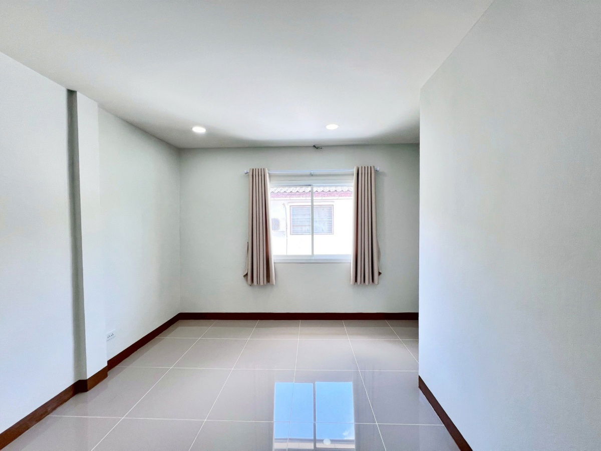 รูป ทาวน์เฮ้าส์ รีโนเวทใหม่ ทำเลดี หมู่บ้าน เมธา1 ถนนคู้บอน27 แยก10 ใกล้รถไฟฟ้าสายสีชมพู แฟชั่นไอส์แลนด์ โรงพยาบาลสินแพทย์ - รูปที่ 20/24