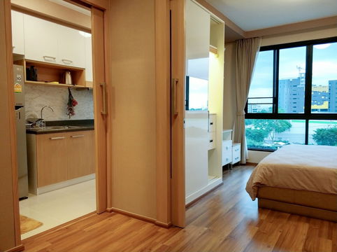 Treasure Condo in Chiangmai Business Park near Central Festival Chiangmai