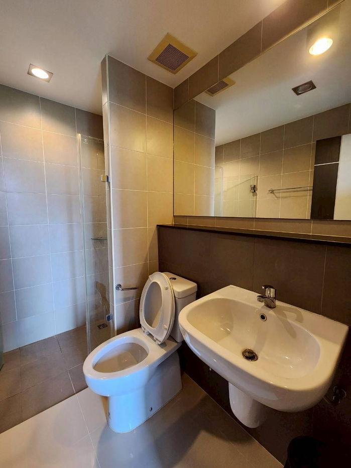 รูป คอนโด  ห้องกว้าง สภาพใหม่ ทำเลดี ใกล้สนามบินเชียงใหม่  เฟอร์ครบ พร้อมอยู่ มีสระว่ายน้ำ ระบบรักษาความปลอดภัยดีเยี่ยม - รูปที่ 7/8