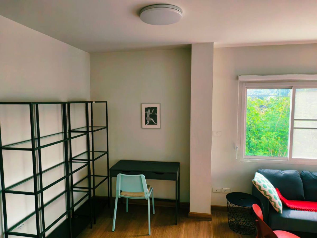 รูป ขาย! Home office ใจกลางเมืองเชียงใหม่      ใหม่ เพิ่งสร้างเสร็จ ตั้งอยู่บนถนนโชตนา   22   อ.เมือง  จ.เชียงใหม่   เป็นอาคาร คสล ขนาด 4x12 เมตร 3ชั้น - รูปที่ 9/50