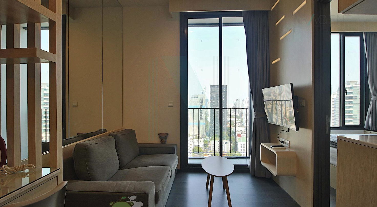 picture For Rent Condo EDGE SUKHUMVIT 23 Building 1, Floor 19,1 bed room, Room size 33.00 sqm - 1/8