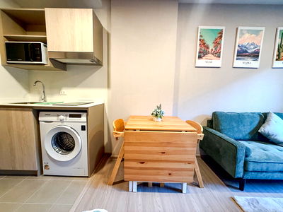 เช่าคอนโด บางแสน : พร้อมอยู่ได้เลย! Dcondo Sense Bangsaen – แต่งครบ แอร์ 2 เครื่อง เครื่องซักผ้า ทีวีครบ ใกล้หาดบางแสน และนิคมอมตะนคร 🚗 📞065-563-9565💚 LINE: @wsrcondo