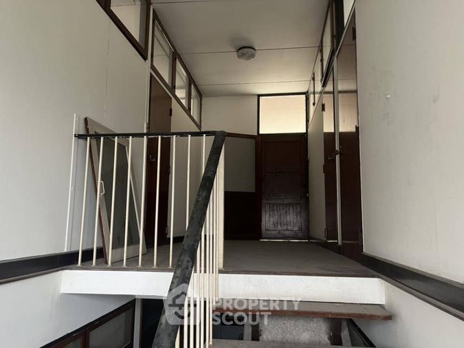 ขายบ้านเดี่ยว 6 ห้องนอน 180 ตร.ม. 100 ตร.ว. เขตบางกอกใหญ่