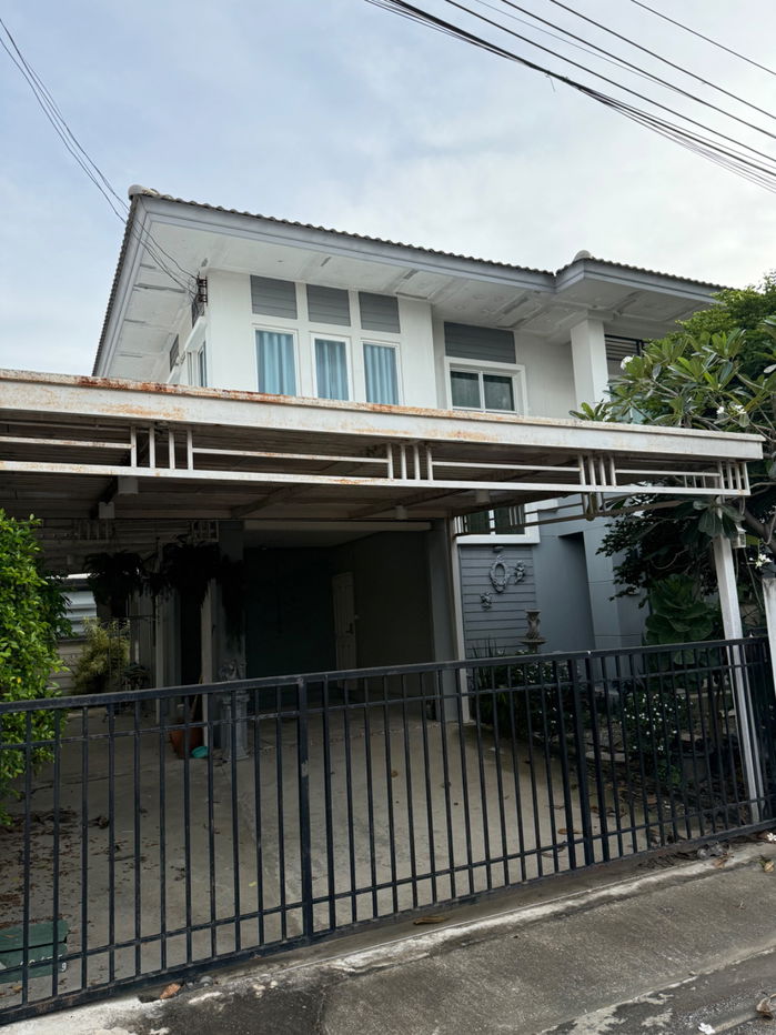 รูป บ้านเดี่ยว พร้อมอยู่ สวย ร่มรื่น ราคาถูก พร้อมเฟอร์นิเจอร์ ขนเสื้อผ้ามาอย่างเดียวสมารถอยู่ได้เลย - รูปที่ 3/19