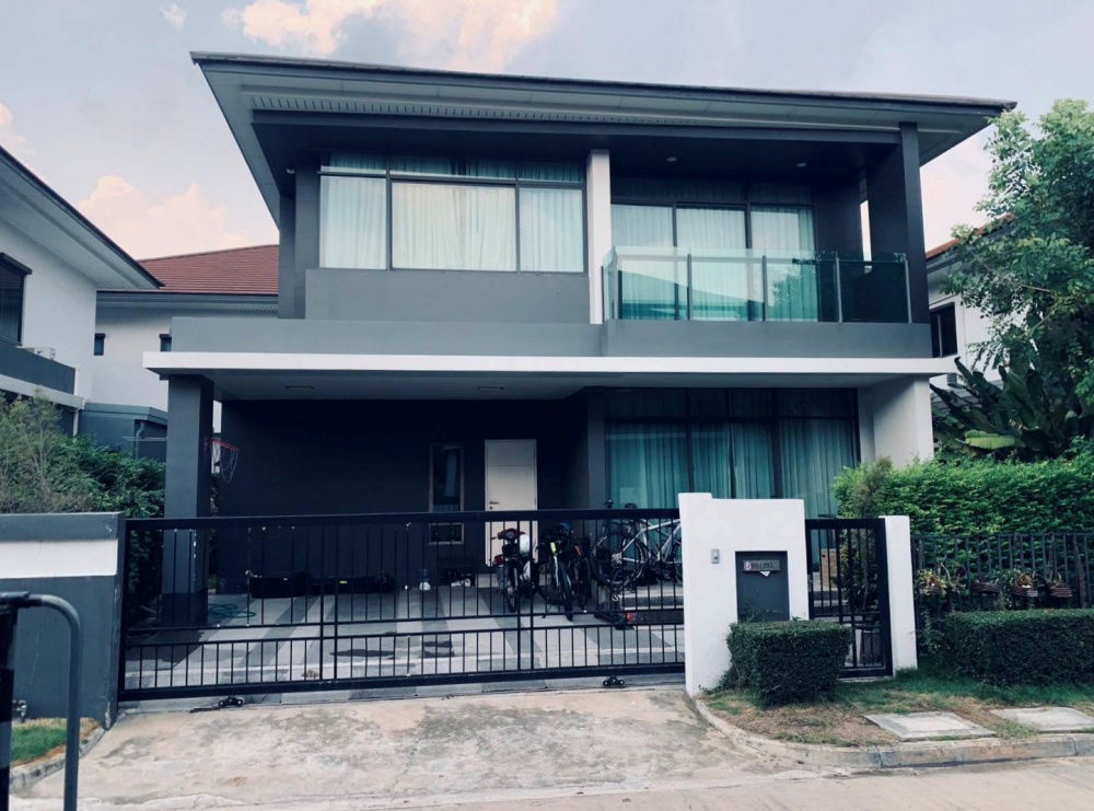 รูป TA5549📲LineID @556ryccg🏡บ้าน 193 ตรม 4 ห้องนอน 2 ที่จอดรถ เศรษฐสิริ กรุงเทพกรีฑา พร้อมเฟอร์นิเจอร์ ใกล้โรงเรียนนานาชาติและสนามกอล์ฟ - รูปที่ 1/10