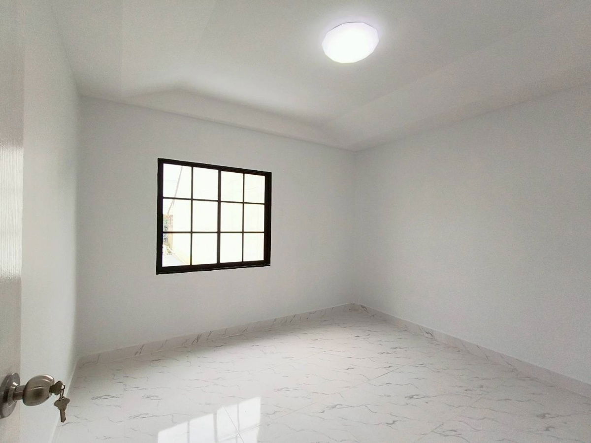 รูป ทาวน์เฮ้าส์ รีโนเวทใหม่ ม.แดนทอง สุขาภิบาล5 ซ.20 ใกล้ทางด่วน ใกล้ตลาด แถมเฟอร์นิเจอร์สวย พร้อมอยู่ เดินทางสะดวก - รูปที่ 19/21