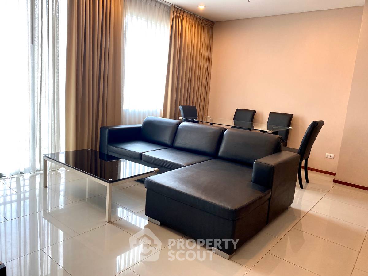 รูป คอนโด 2-ห้องนอน ที่ วิลล่า สาทร ใกล้ BTS กรุงธนบุรี (ID 495721) - รูปที่ 1/20