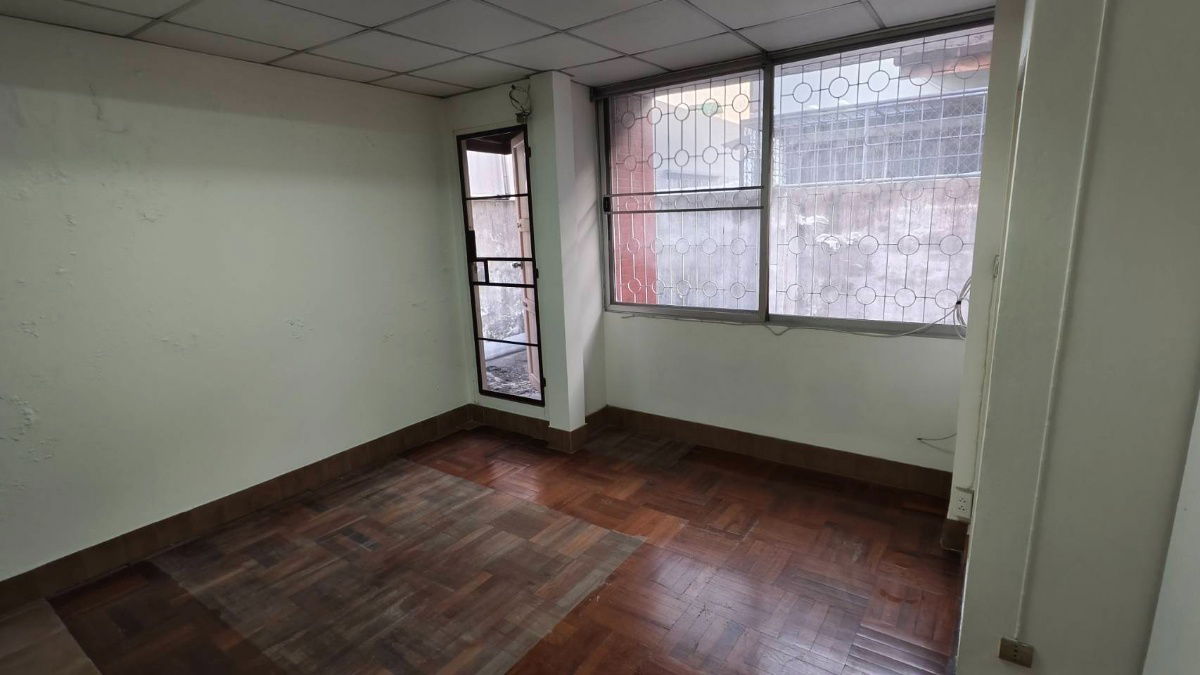 รูป ให้เช่า บ้านเดี่ยว 2 ชั้น ทำเลศักยภาพ ซ. อารีย์สัมพันธ์ 4 (อารีย์) - รูปที่ 5/8