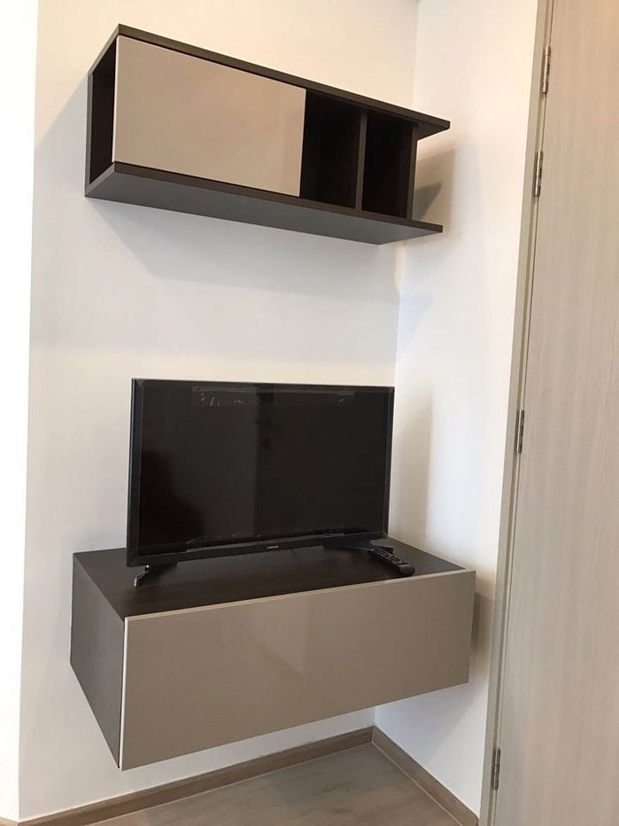 picture Ideo Q Chula - Samyan【𝐑𝐄𝐍𝐓】🔥 The room is spacious and airy. Swimming pool  Town.🔥 Contact Line ID: @hacondo - 3/8
