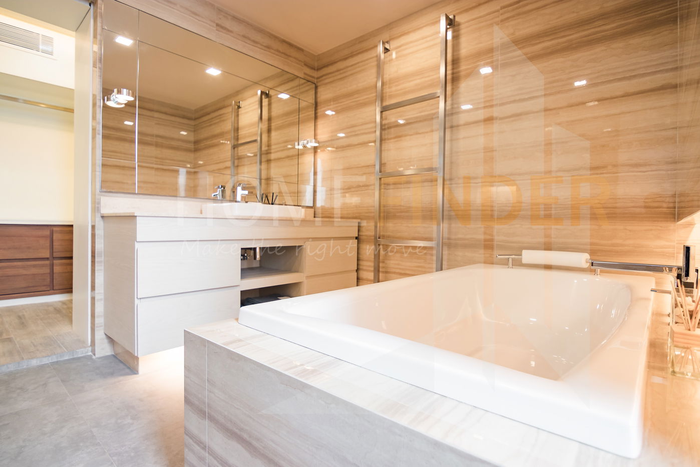 รูป Penthouse Condominium 2 4 bedrooms, for rent - รูปที่ 29/136
