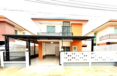 บ้านเดี่ยว เขตหนองจอก : บ้านเดี่ยว2ชั้น รีโนเวทใหม่ทั้งหลัง หมู่บ้าน เพ็ญศิริ  ถนนสุวินทวงศ์ 45 ลำต้อยติ่ง หนองจอก กว้าง ทำเลดี ราคาถูก
