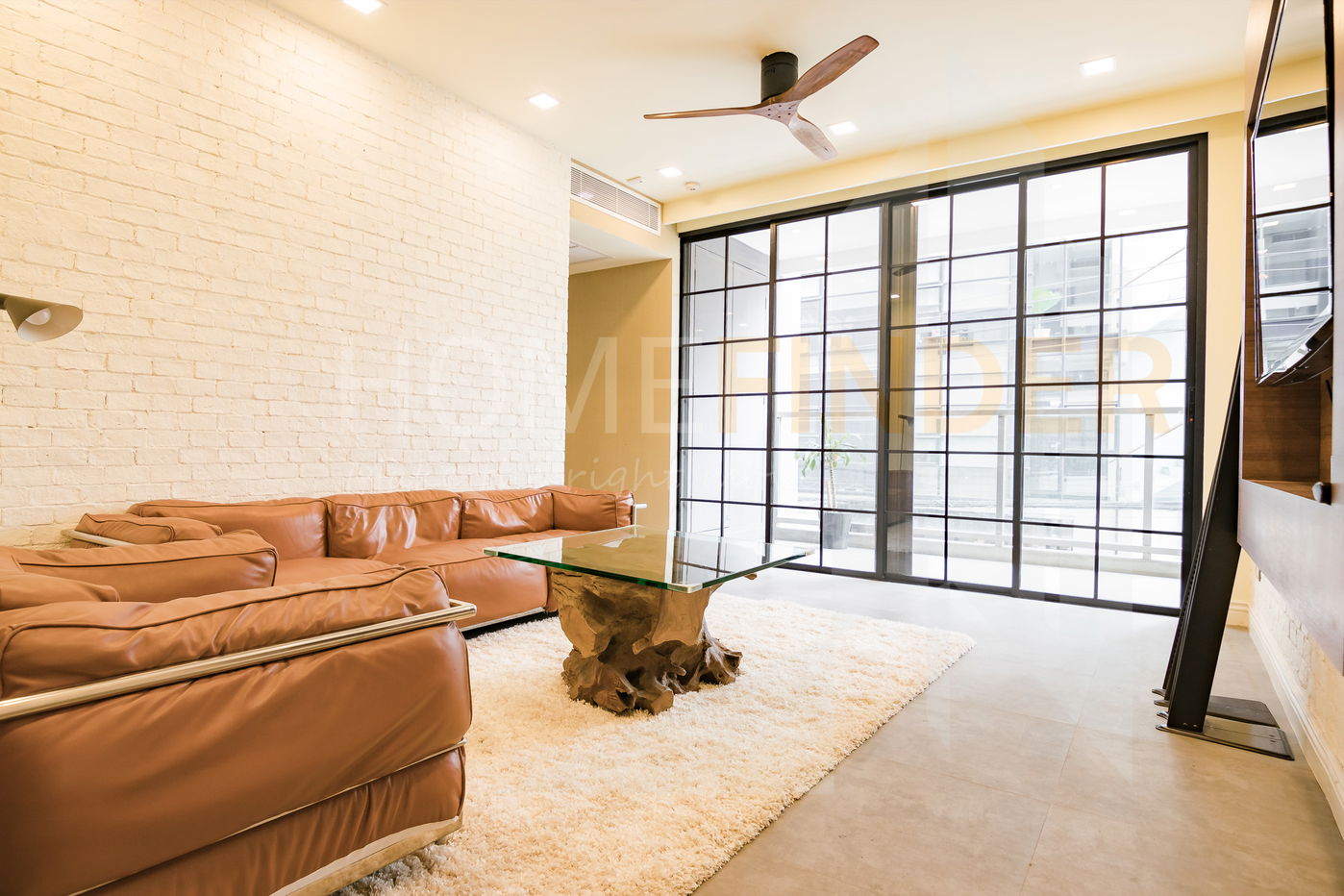 รูป Penthouse Condominium 2 4 bedrooms, for rent - รูปที่ 4/136
