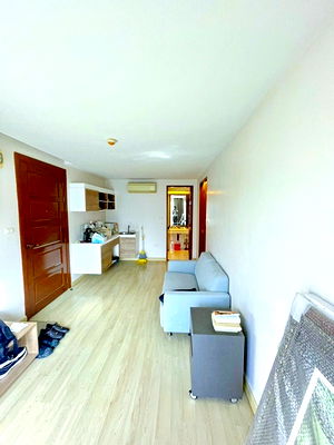 Condos for rent MRT Huai Khwang : Cheapest Condo in HuaiKhwang Ratchada for rent The Emerald Residence Ratchada 28 sq.m.discount 25% o