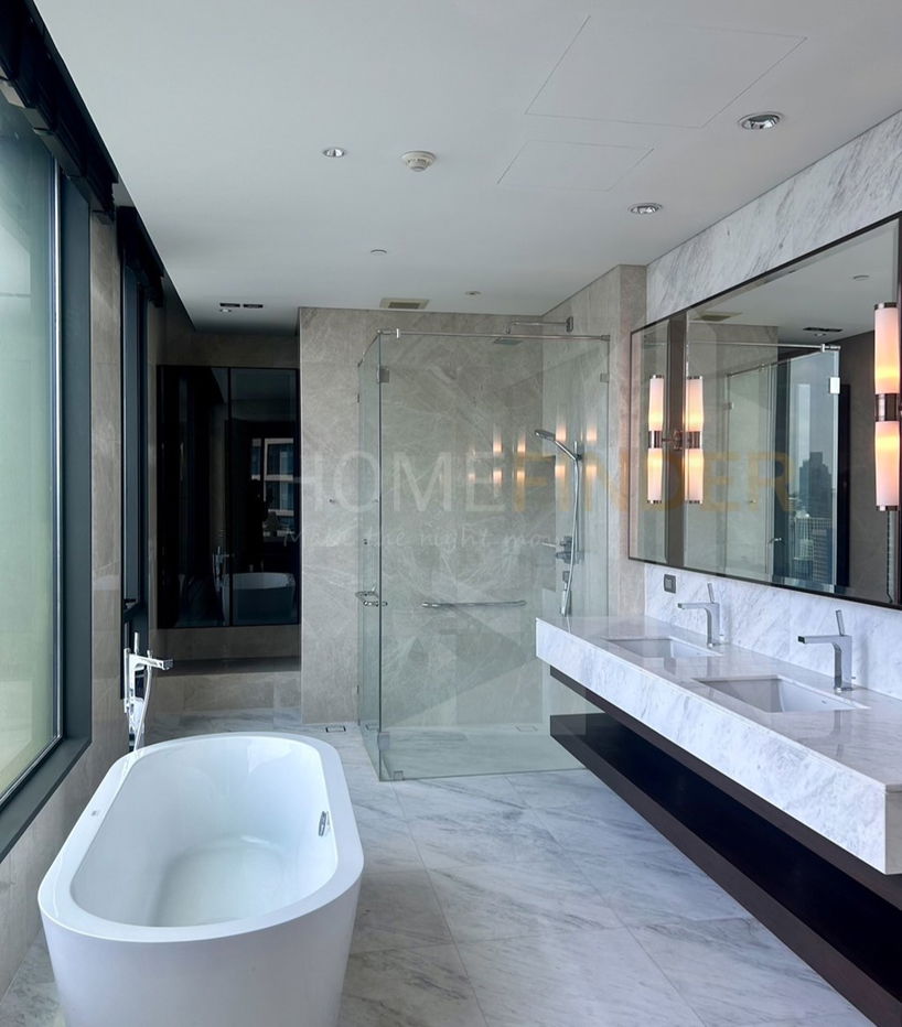 picture Sindhorn Residence 3 bedrooms, for sale - 14/22