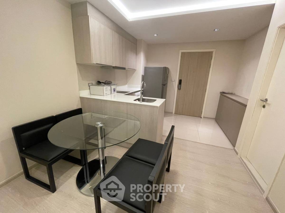 รูป คอนโด 2-ห้องนอน ที่ วีธารา สุขุมวิท 36 ใกล้ BTS ทองหล่อ (ID 2338878) - รูปที่ 1/13