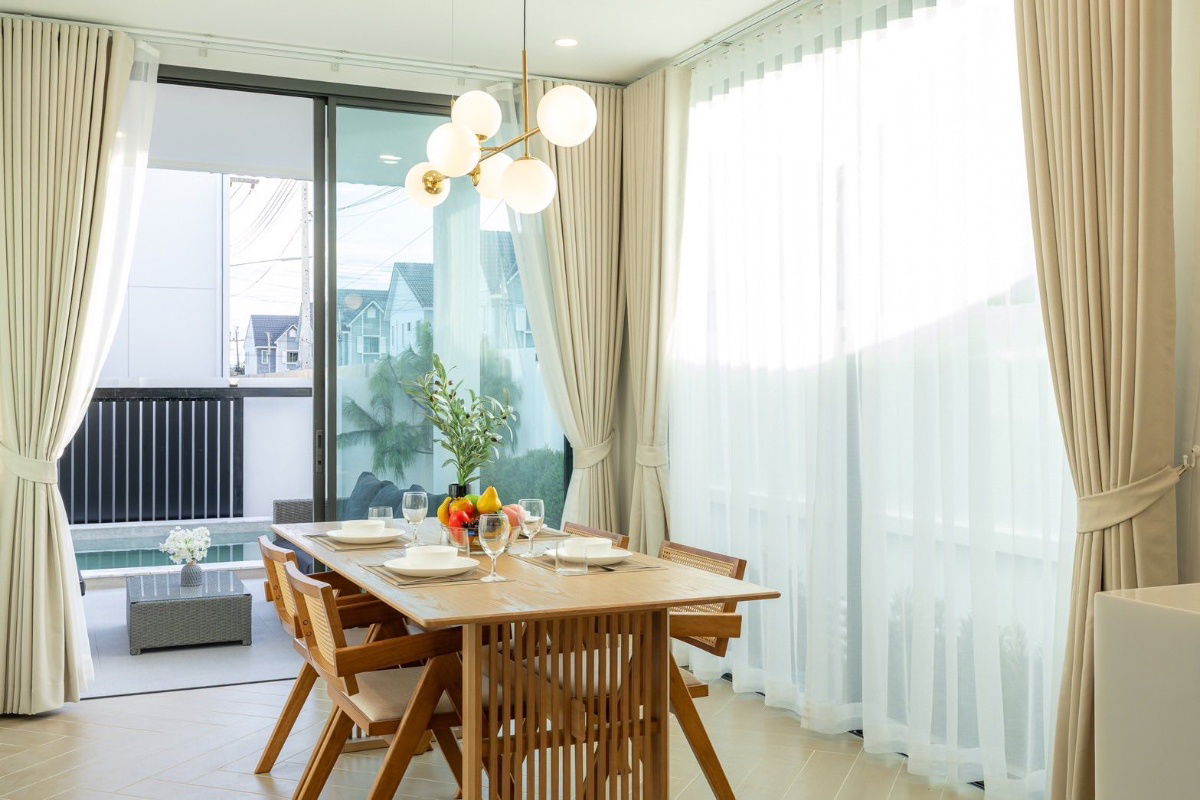 รูป ขายบ้าน Pool villa  2ชั้น   4 ห้องนอน 5 ห้องน้ำ  1 ห้องครัว  2 ที่จอดรถ - รูปที่ 6/28