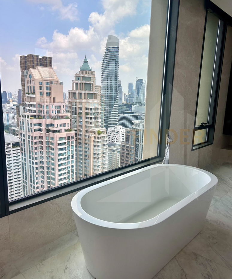 picture Sindhorn Residence 3 bedrooms, for sale - 15/22