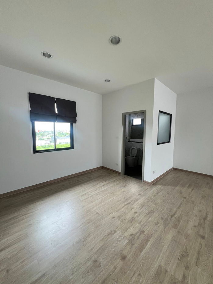 รูป ให้เช่า! ทาวน์โฮม 3.5 ชั้น หลังมุม Premium Place พหลโยธิน-รามอินทรา (220 ตร.ม.) โซลาร์เซลล์, ใกล้ BTS สายหยุด (จดบริษัทได้) - รูปที่ 12/14