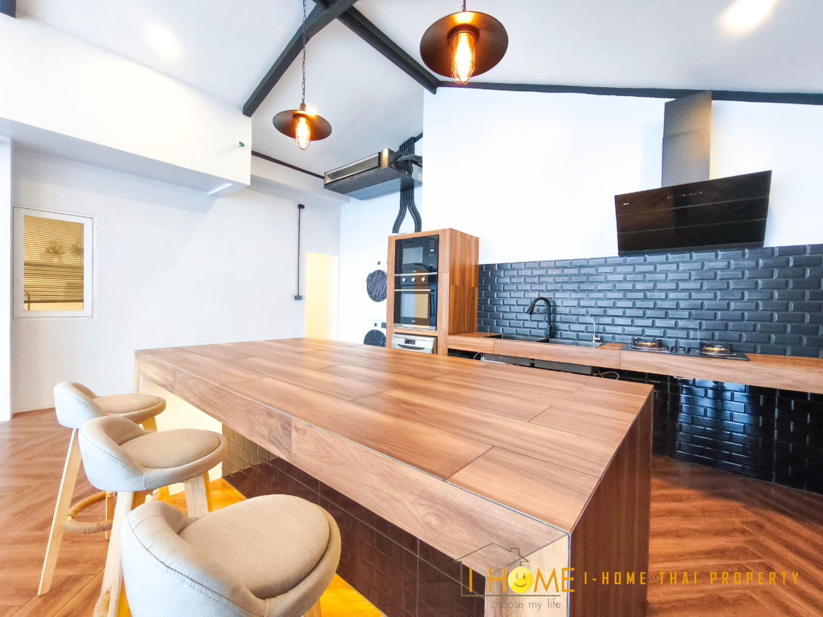 picture Two-storey pool villa for rent with 5 bedrooms,4 toilets and 1 kitchen.  - 44/62