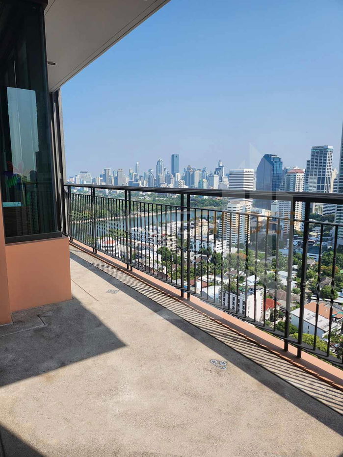 picture Aguston Sukhumvit 22 2 bedrooms, for sale - 2/11