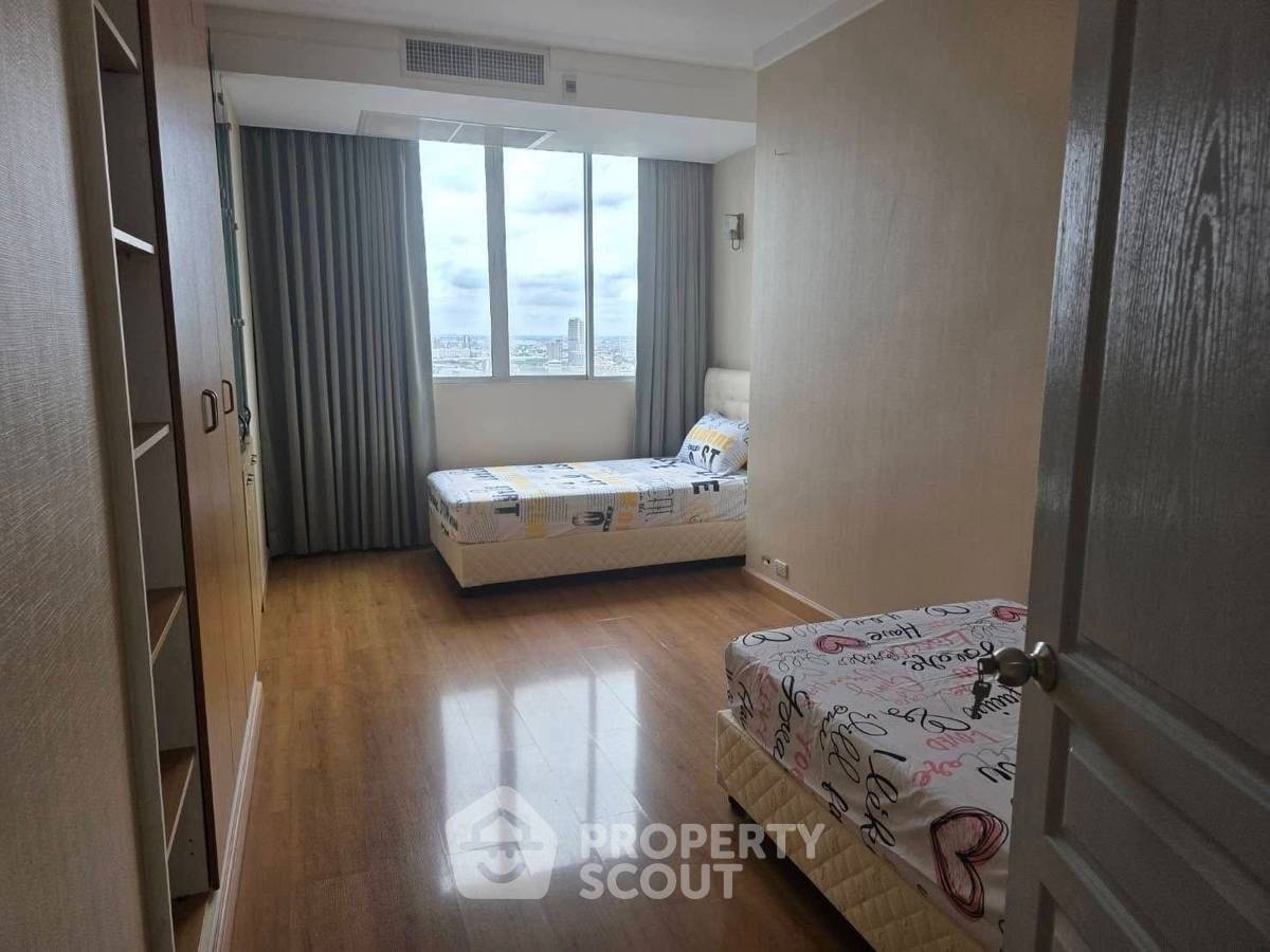 รูป คอนโด 3-ห้องนอน ที่ เดอะวอเตอร์ฟอร์ด ไดมอน ทาวเวอร์ สุขุมวิท ใกล้ BTS พร้อมพงษ์ (ID 2337904) - รูปที่ 11/19