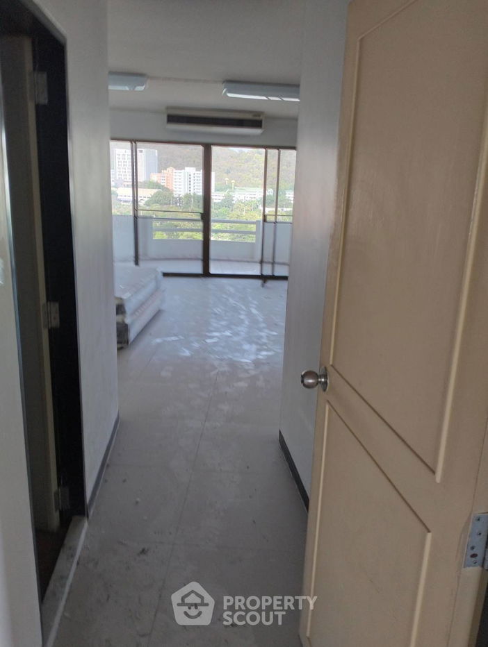 picture 3-BR Condo at Laem Chabang Tower close to Laem Chabang (ID 2339054) - 7/11