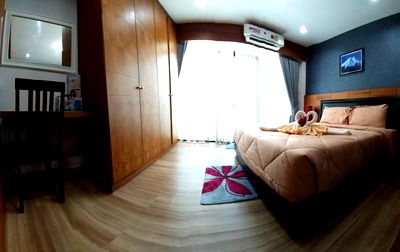 Shophouses for rent Chonburi : Room for rent, very cheap price, in a commercial building, Golden City Sriracha project.