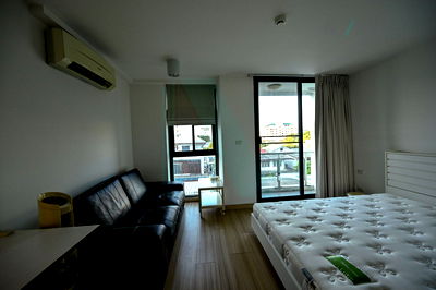 ขายคอนโด : 📌 ขายคอนโด ชาโตว์ อินทาวน์ รัชดา 20-2 อาคาร 1 ชั้น 4 สตูดิโอ ขนาด 25 ตรม ใกล้ เซ็นทรัล พระราม 9