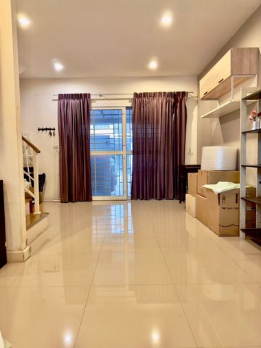 3-bed townhouse for sale, 110 sqm, 27.8 sq wah, VILLETTE LITE PATTANAKARN 38