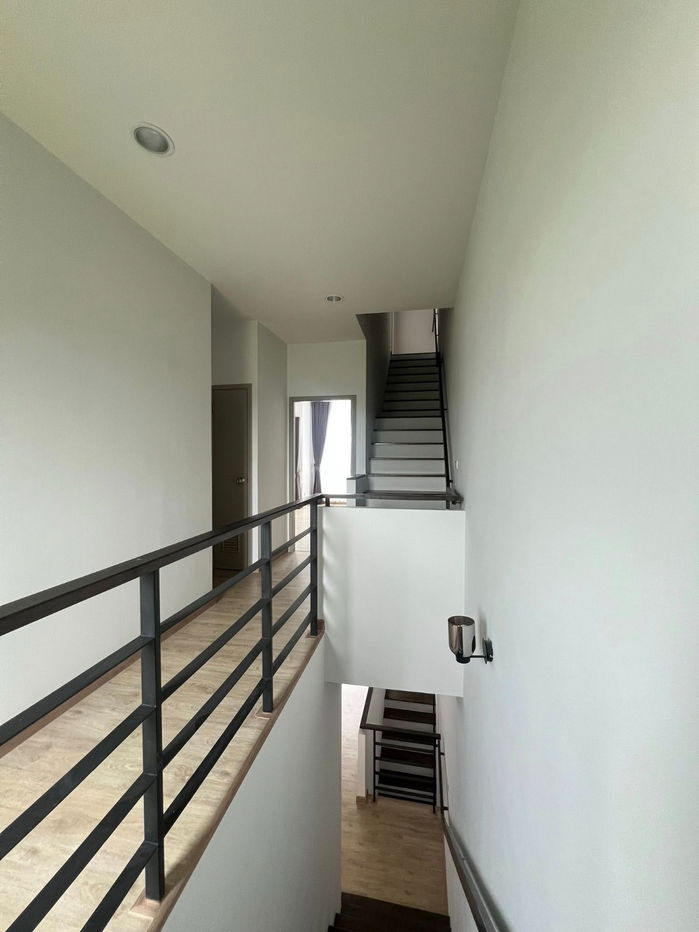 รูป ให้เช่า! ทาวน์โฮม 3.5 ชั้น หลังมุม Premium Place พหลโยธิน-รามอินทรา (220 ตร.ม.) โซลาร์เซลล์, ใกล้ BTS สายหยุด (จดบริษัทได้) - รูปที่ 10/14