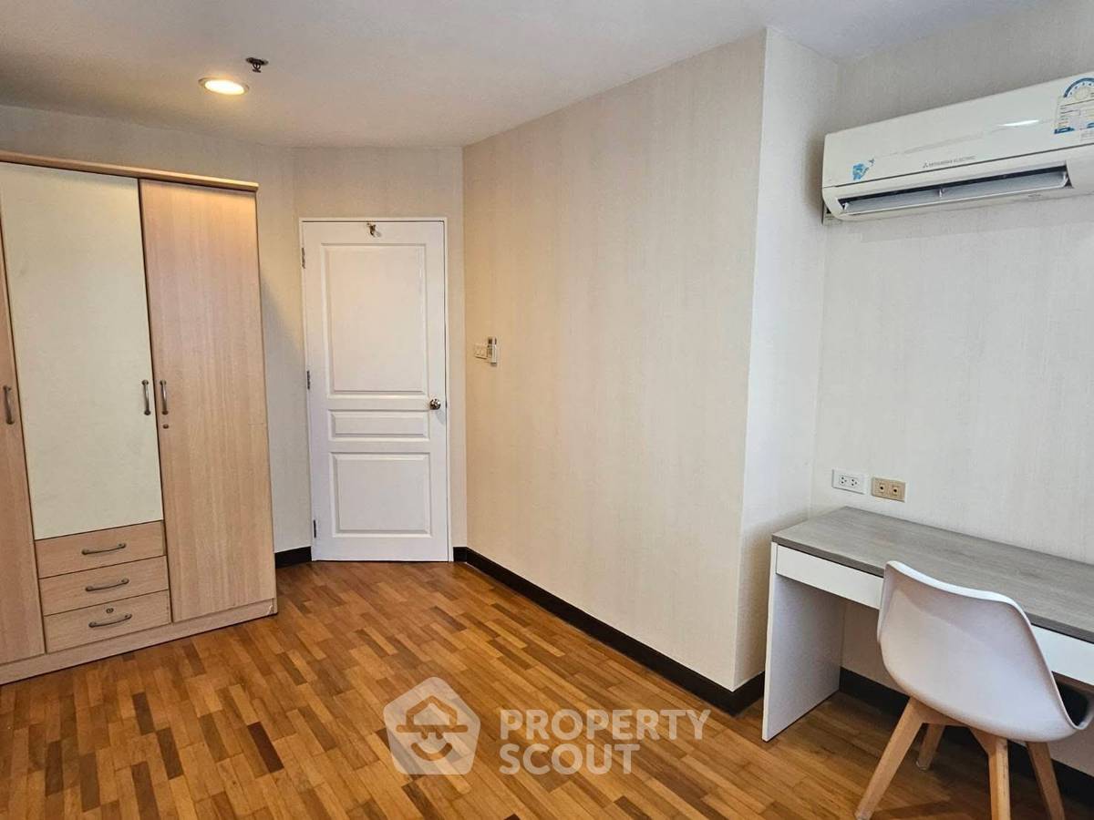 รูป คอนโด 2-ห้องนอน ที่ เดอะวอเตอร์ฟอร์ด ไดมอน ทาวเวอร์ สุขุมวิท ใกล้ BTS พร้อมพงษ์ (ID 2337979) - รูปที่ 10/15