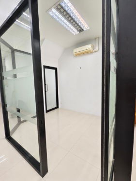 รูป เช่าตึกแถว อาคารพาณิชย์ ธนาพัฒน์ 360 พระราม 3 - รูปที่ 5/15