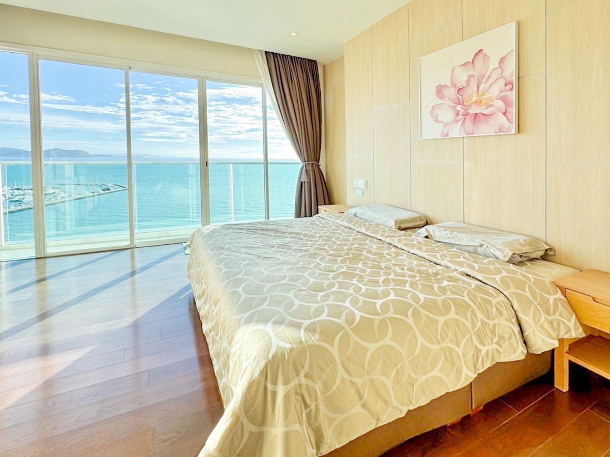 รูป ให้เช่า คอนโด Mövenpick White Sand Beach นาจอมเทียน 1 ห้องนอน 80 ตร.ม. วิวทะเล panoramic view - รูปที่ 1/12