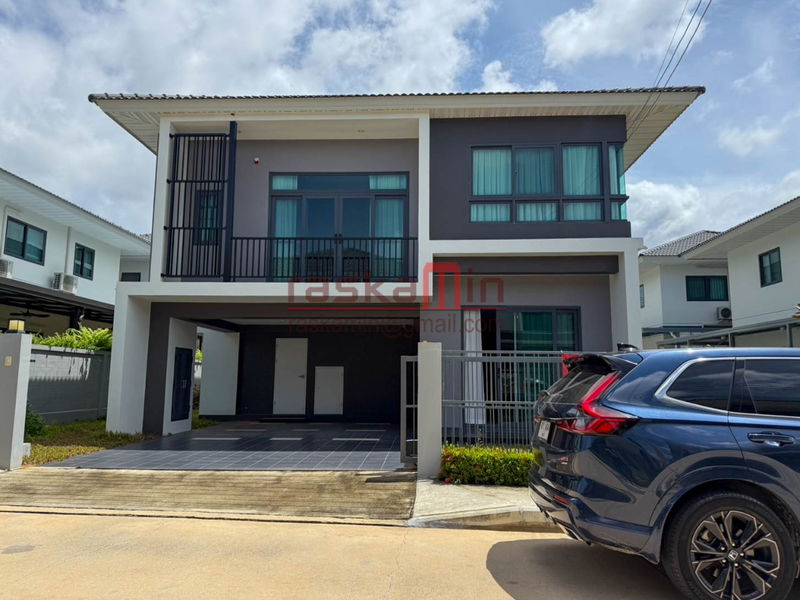 Houses for sale : Supalai Parkville – House for Sale