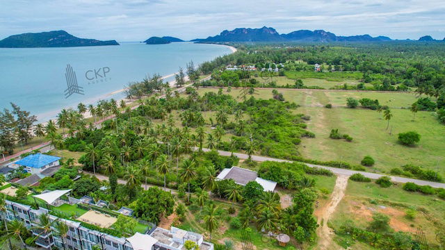 รูป บ้านพร้อมที่ดิน ติดหาดสามร้อยยอด เพียง 30 เมตร ไม่ไกลจากแหล่งท่องเที่ยวและแหล่งของกิน - รูปที่ 5/24