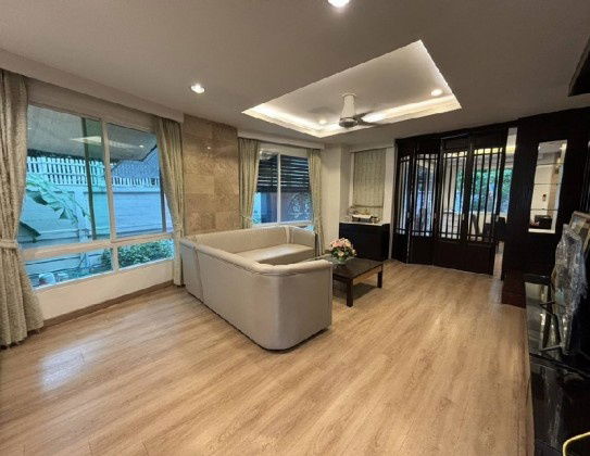รูป ให้เช่าบ้านเดี่ยว 2 ชั้น  ย่านเลียบด่วน รามอินทรา / โครงการ บ้านลาดพร้าว Exclusive ตรงข้ามเดอะคริสตัล / ซอยโยธินพัฒนา 11 / เฟอร์นิเจอร์ครบ  - รูปที่ 9/19