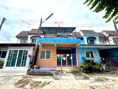 ทาวน์โฮม ถนนรังสิต-นครนายก : ทาวน์เฮ้าส์ สำหรับขาย เรือนสุข 2 ลำผักกูด ธัญบุรี ปทุมธานี