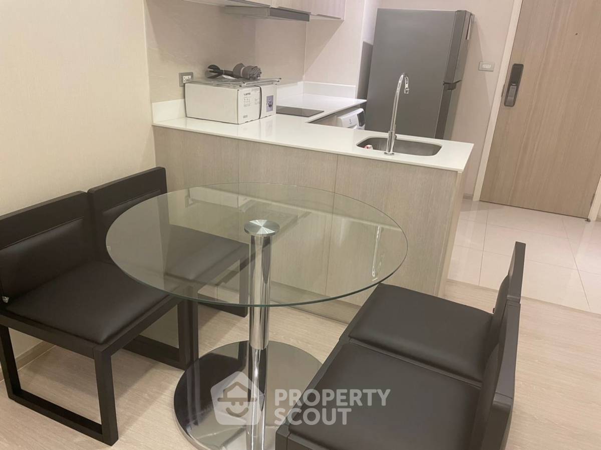 รูป คอนโด 2-ห้องนอน ที่ วีธารา สุขุมวิท 36 ใกล้ BTS ทองหล่อ (ID 2338878) - รูปที่ 8/13