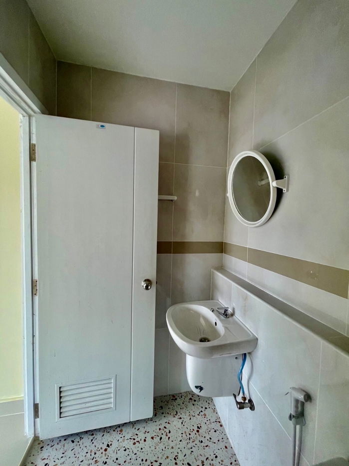 รูป ทาวน์โฮม 2 ชั้น Villette Lite พัฒนาการ 38 | บ้านสวยรีโนเวทใหม่ทั้งหลัง พื้นที่กว้างเทียบเท่าบ้านเดี่ยว | จอดรถได้ 5 คัน ทำเลเชื่อมต่อเมือง ใกล้ทองหล่อ - รูปที่ 16/18