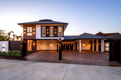 บ้านเดี่ยว เชียงใหม่ :  ขาย Pool villa สองชั้น   5 ห้องนอน  6 ห้องน้ำ   2 ห้องครัว